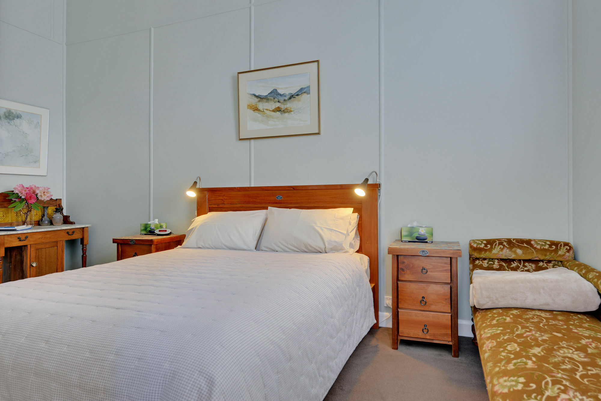 Mt Lyell Anchorage Hotel Куинстаун Екстериор снимка